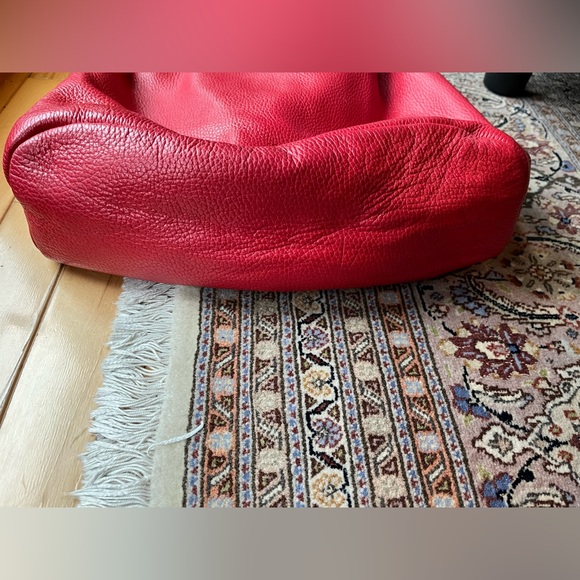 GORGEOUS Alberta Di Canio Italian red leather suede lined hobo bag with tassel - Picture 11 of 11